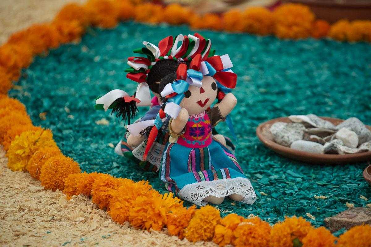 These rag dolls with colorful ribbon braids likely originated only in the last 50 years, but today are found in folk art stores and airport giftshops all over.