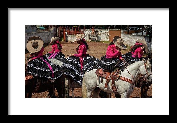 Escaramuza Cowgirls Crossing Themselves